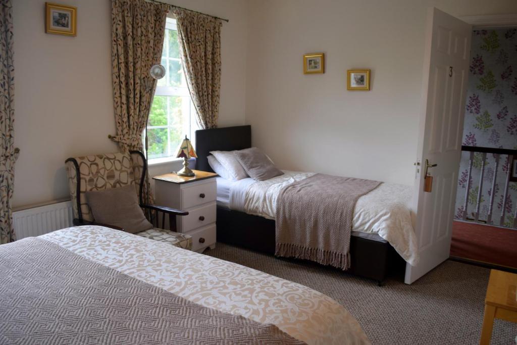 Orchard Grove room 5